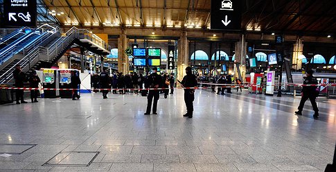 فرنسا: إصابة عدة أشخاص بعملية طعن في محطة قطارات