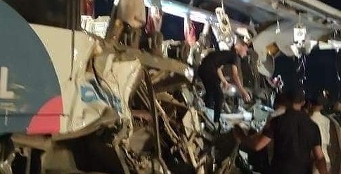 مصرع 17 شخصاً وعشرات المصابين بحادث سير جنوبي مصر