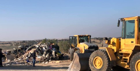 قوات الاحتلال تهدم قرية العراقيب للمرة 212 على التوالي