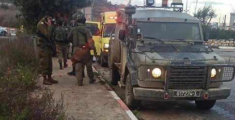 الاحتلال يقتل فلسطيني في نابلس بزعم محاولة خطف سلاح