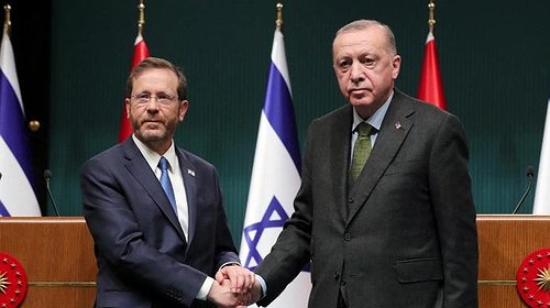 أردوغان يدين العمليات الفلسطينية ويُعزي أُسر القتلى الاسرائيليين