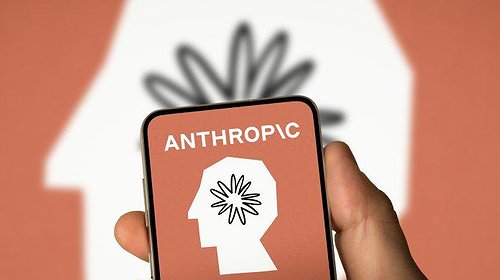 البنتاغون يهدد شركة "أنثروبيك" بوضعها على القائمة السوداء حال رفضها التعاون عسكرياً