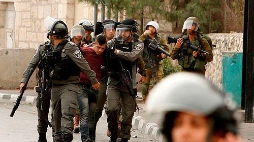 الاحتلال يعتقل 19 مواطناً بينهم أسيران محرران بالضفة