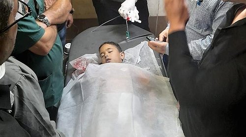 الصحة: استشهاد طفل بعد مطارة الاحتلال له في بيت لحم