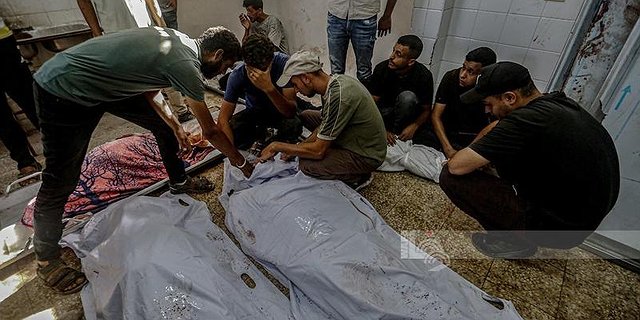 مجزرة في مخيم الشاطئ.. 5 شهداء يرفعون حصيلة ضحايا اليوم في غزة إلى 10