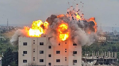 تحت غطاء "هدنة إيران".. الاحتلال يشن غارات هستيرية تدك بيروت والجنوب والبقاع