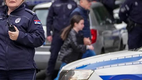 طفل صربي يقتل 9 طلاب بجريمة إطلاق نار