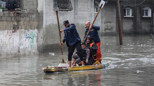 الحكم المحلي بغزة تطالب الدول بالضغط على الاحتلال لمنع فتح سدود الماء