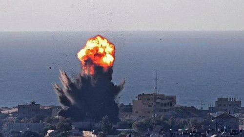 جيش الاحتلال: غير معنيين بالهدنة ونواصل هجماتنا على غزة
