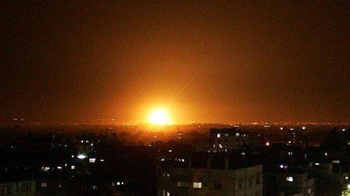 قناة عبرية تكشف سبب الهجمات على سوريا الليلة الماضية