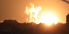 هل قصف الجيش الإسرائيلي قطاع غزة الليلة؟