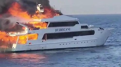 فقدان 3 بريطانيين بحريق يخت بالبحر الأحمر