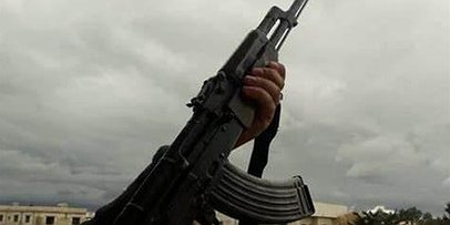 المباحث تُوقف 4 أشخاص أطلقوا النار خارج إطار القانون