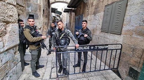 شهيد بزعم تنفيذ عملية طعن شرطيين في القدس