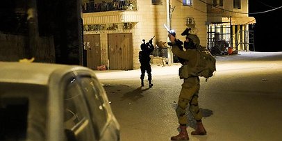 واللا: إصابة فلسطينيين اثنين جنوبي قلقيلية