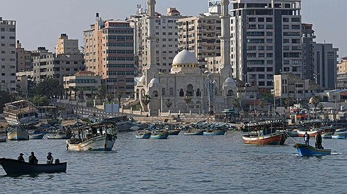 عودة حركة الصيد في بحر غزة