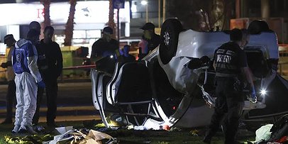 قتيل وعدة إصابات خطيرة بعملية مزدوجة في تل أبيب وقتل المنفذ