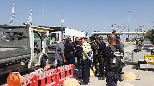 مقتل وإصابة 6 إسرائيليين بينهم جنود بعملية دهس غرب رام الله