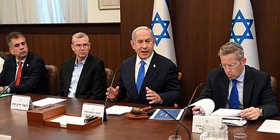 إسرائيل تتخذ عدة قرارات بحق "المهاجرين غير القانونيين" بعد أحداث تل أبيب