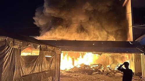 شتاء غزة يفتك بالنازحين: وفاة طفلة ببرد النصيرات ومسنة وحفيدها بحريق خيمة في اليرموك