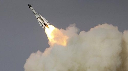 ماذا تعرف عن الصاروخ الروسي SA-5 الذي سقط بالنقب جنوبي فلسطين؟
